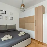Favola House Isola Apartament