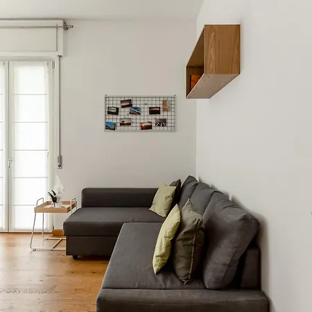 Favola House Isola * Mailand